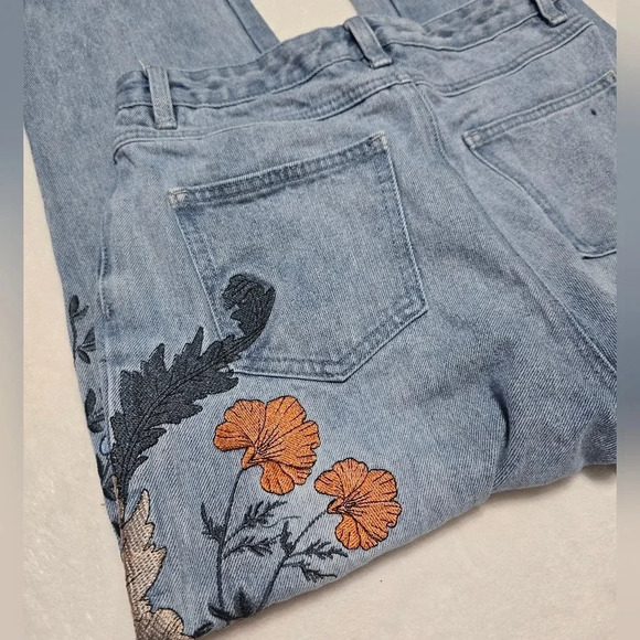 MINKPINK MP|D Wildflower Scando Jeans, Floral Embroidered, Straight Leg, EUC! - Picture 8 of 15